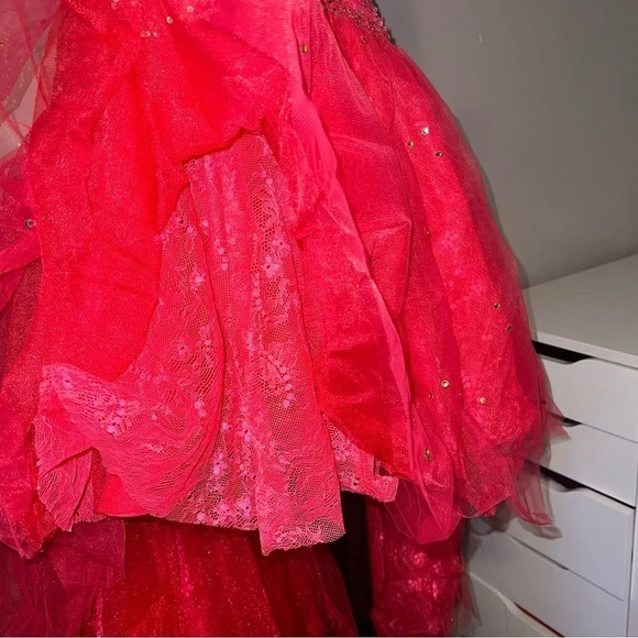 Sherri Hill 21168 Dress Size 6 - Picture 9 of 12